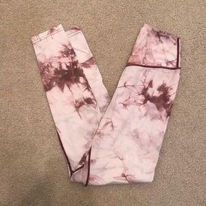 aura leggings